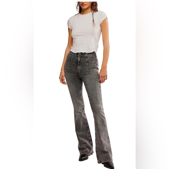 Free People Jayde Flare High Rise Gray Jeans. Size 30 - Picture 2 of 11